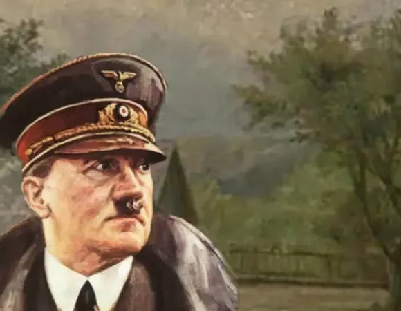                   لوحات ” هتلر ” تباع بالملايين